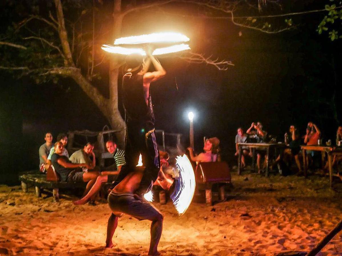 Yellow Moon M23 Koh Rong Sanloem Zewnętrze zdjęcie